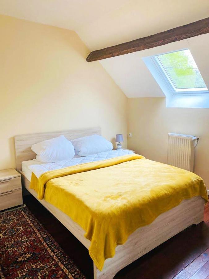 Appartement Charmant Orgnac-Sur-Vezere Avec Jardin Et Parking Exterior photo